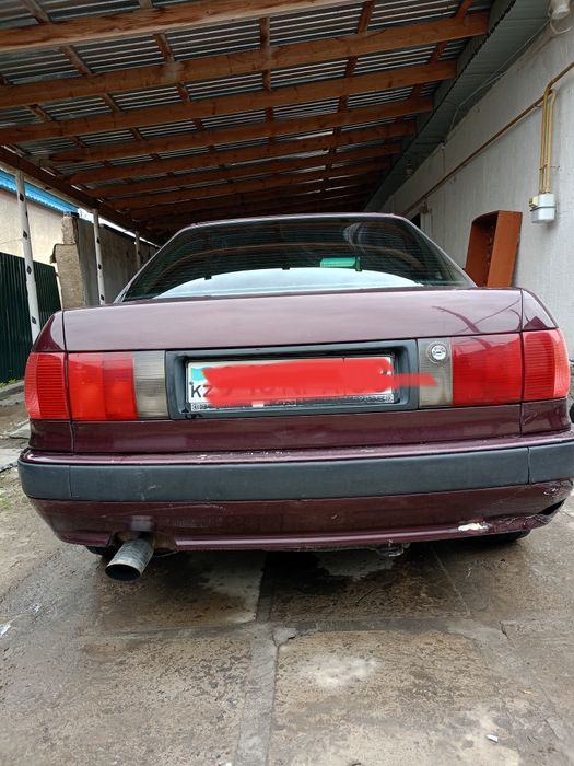 Продаю Ауди 80 В-4 1992г