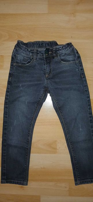 Дънки Benetton и блуза H&M 110-116см