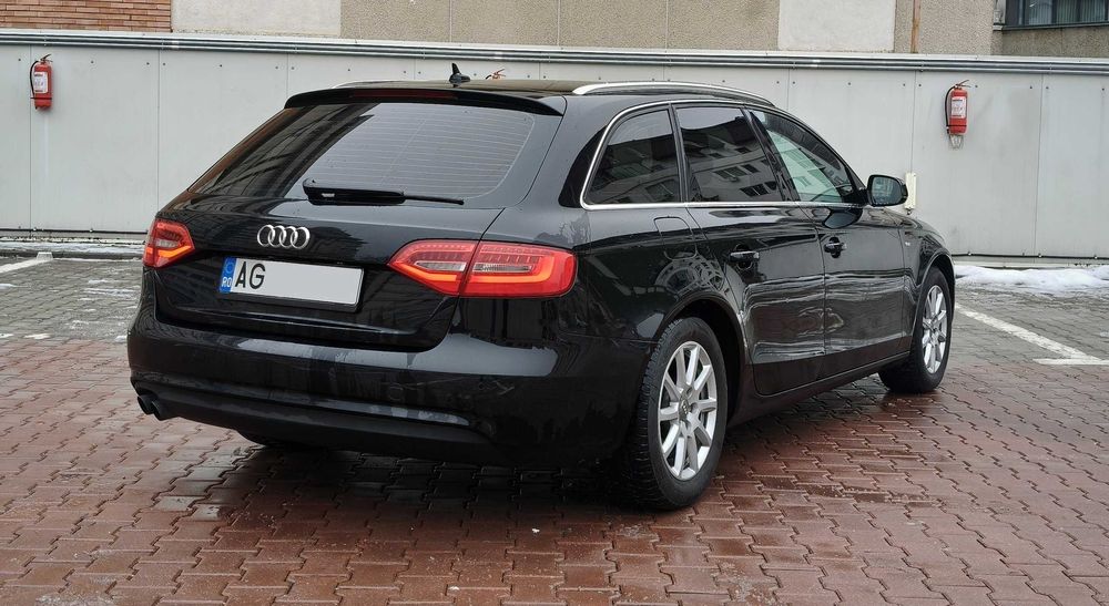 Audi A4 B8.5 / 2.0 TDI 143 CP / S-line / Piele / Euro 5 / Facelift