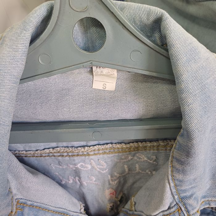 Продам, джинсовые куртки