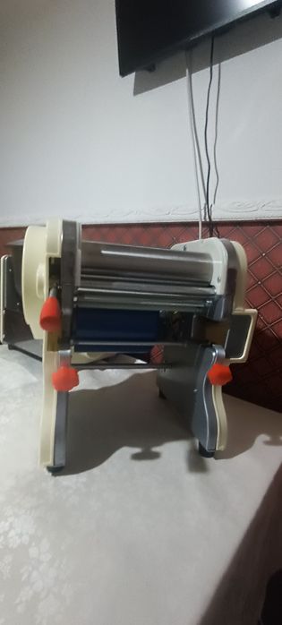 Лапшарез сатылады арзанга