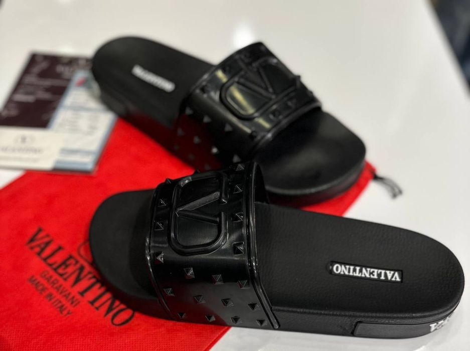 Papuci barbati Valentino
Sac+certificat