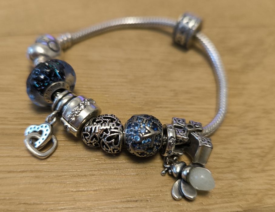 Charm-uri ( talismane) Pandora originale