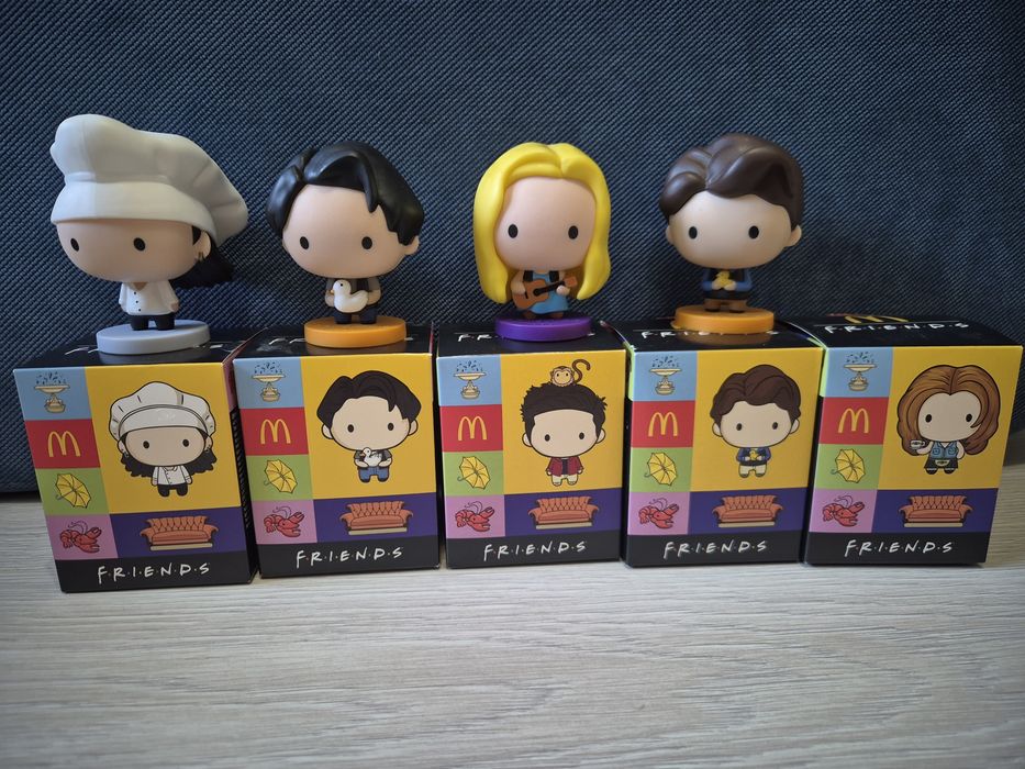 Vand figurine  Friends Phoebe si Ross + cana