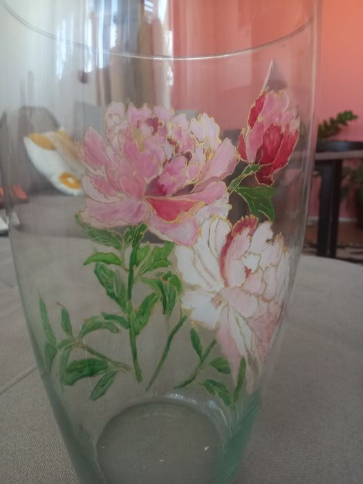 Vand vaze pictate. Preturile negociabile