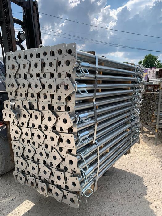 Popi Metalici Zincati, popi vopsiti, schele, accesorii