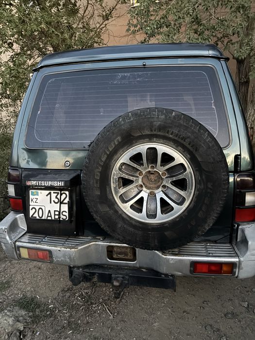 Митсубиси паджеро 2