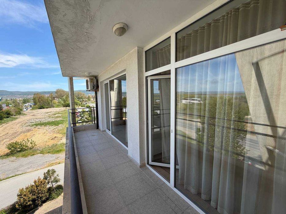 Продава се Двустаен апартамент в к.к. Слънчев бряг - 66 кв.м за 1135 €/кв.м - Снимка #12
