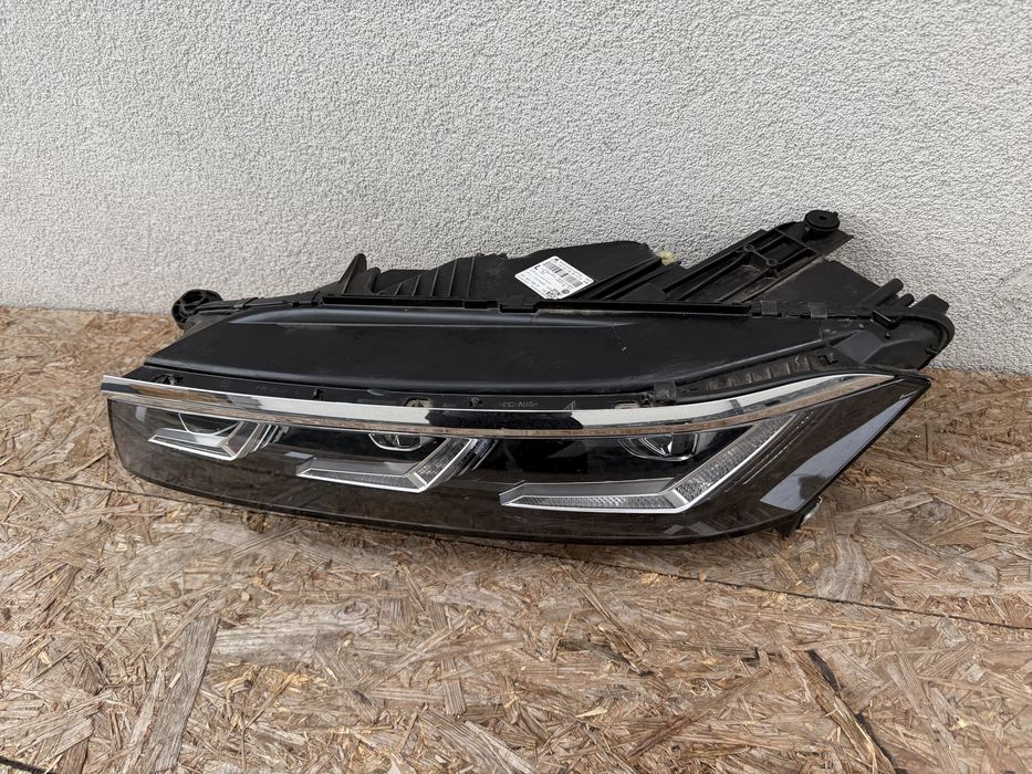 Far stanga VW Touareg 3 Facelift CR7 Full LED MATRIX Original Europa