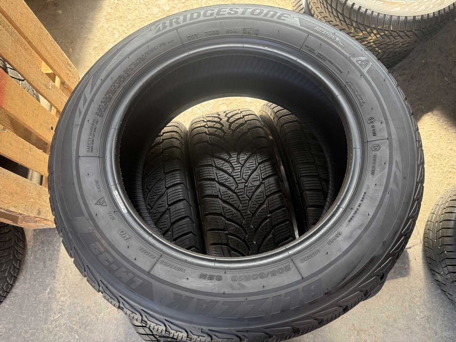 4x Anvelope Iarna 205/60 R16 M+S - Bridgestone Blizzak LM32 MO