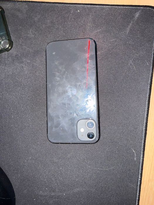 продам iphone 11