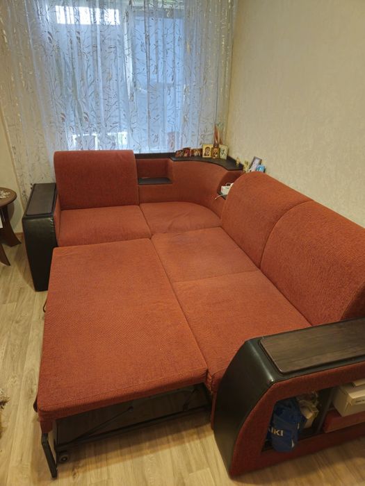 Продам угловой диван
