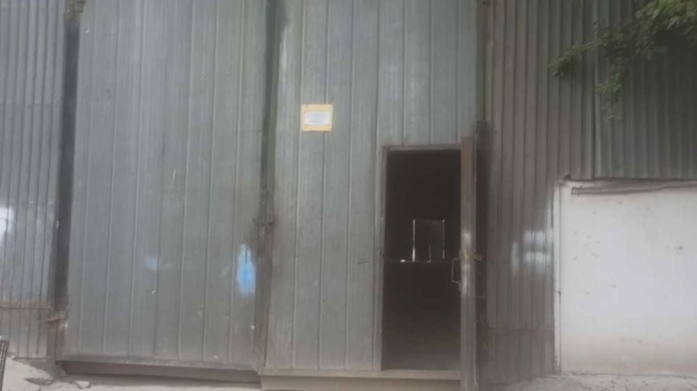 ХХХ Аренда склад 2250 м2 кран балка 12 т.  Сергелийский район