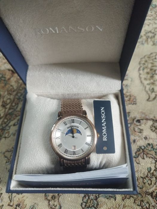 Продам Часы Романсон