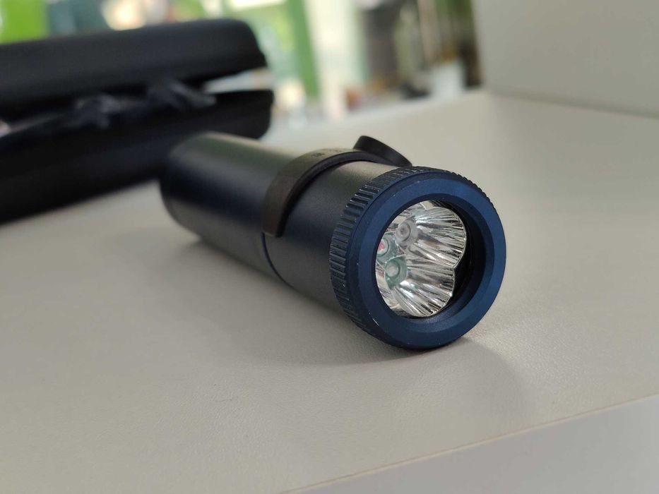 Laser portabil cu infrarosu, 5 LED-uri si 5 lungimi de unda