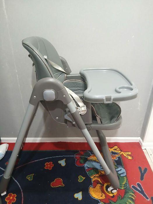 Детский стол для кормления