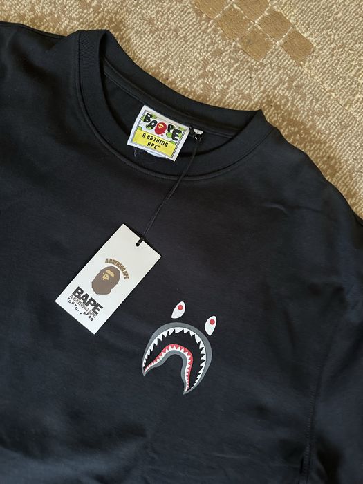 Tricou bape.