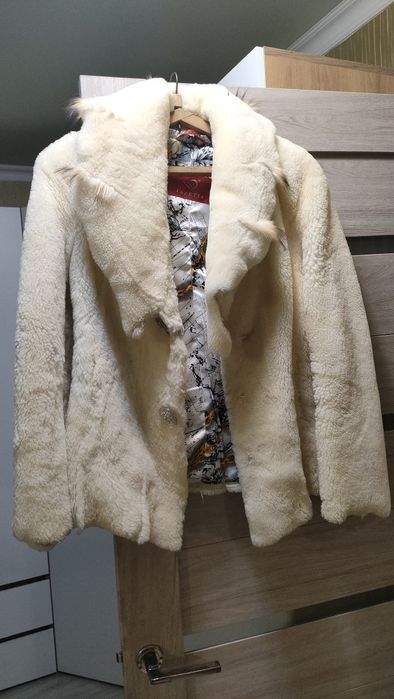 Продам полу шубку