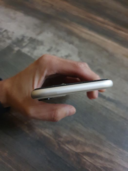 Iphone 11 64 gb состояние хорошая