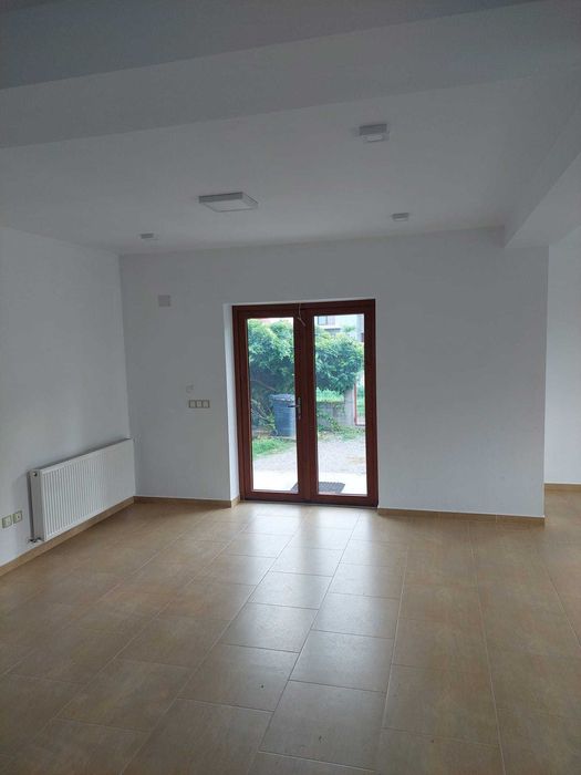 Inchiriez spatiu comercial 74mp Chisoda central