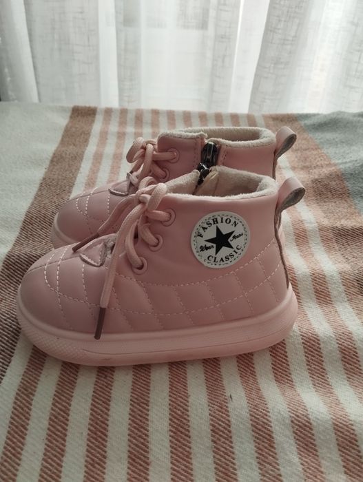 Продам ботиночки