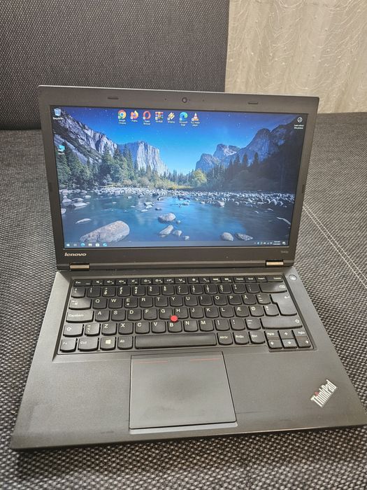 Laptop gaming școala Lenovo i5 ram 16Gb ddr4 video 4Gb ssd GTA CSGO