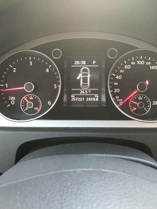 Vând Volkswagen PASSAT CC Diesel  2000 L