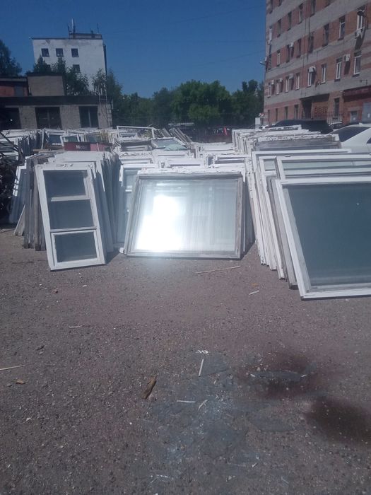 Продаём дрова и окна,
