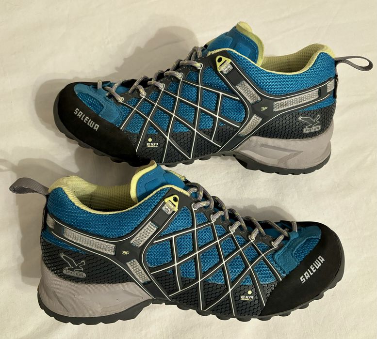 SALEWA номер 38,5 и La Sportiva 36 2/3, туристически обувки маратонки