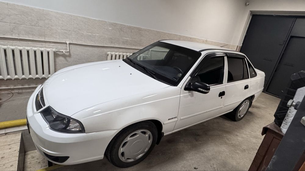 Продаётся Нексия-2 2015года