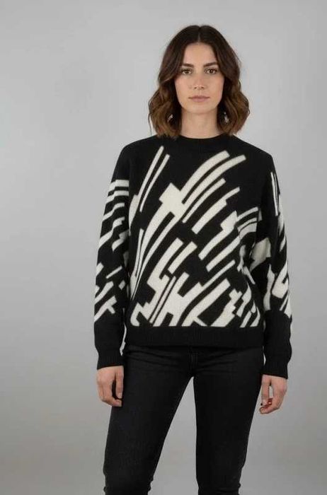 Pulover damă elegant cu imprimeu