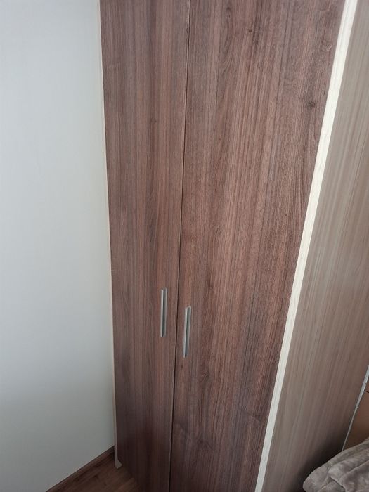 Секция,витрина,гардероб.