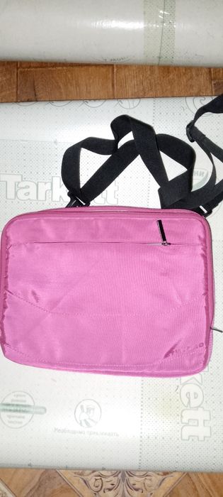 Распродажа сумок и сумочек  б/у дешево