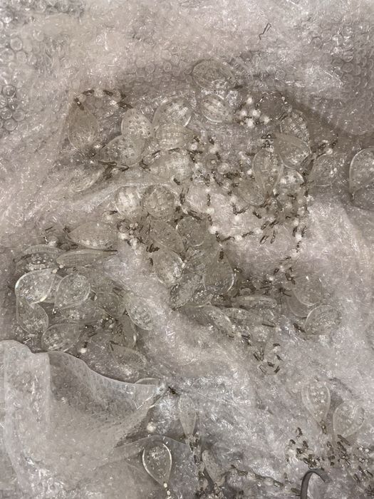 продам люстру с висюльками