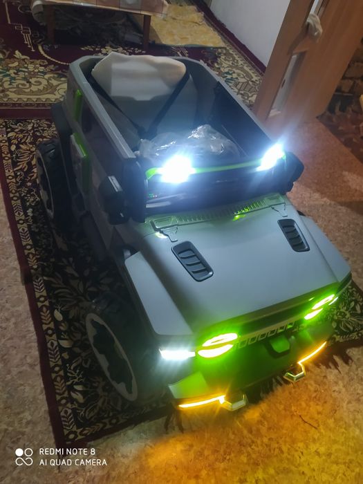 Новый электро машина детский и велосипед  но