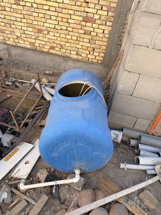 500 litrlik bachok sotiladi 2 dona bor