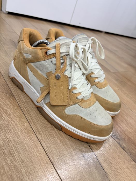 Off-White OOO "44"
