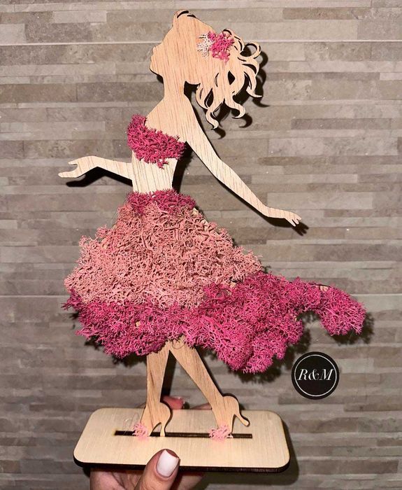 Подарък. Декорации. Скандинавски мъх. Ръчно изработени.