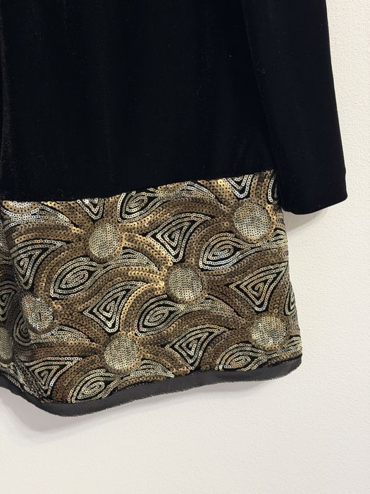 Rochie Nissa neagra catifea paiete midi marimea 38 guler  Revelion