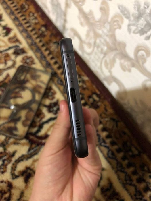 Срочно сотилади.   Самсунг.  S 21 fe.2- симОфициальный 8/128