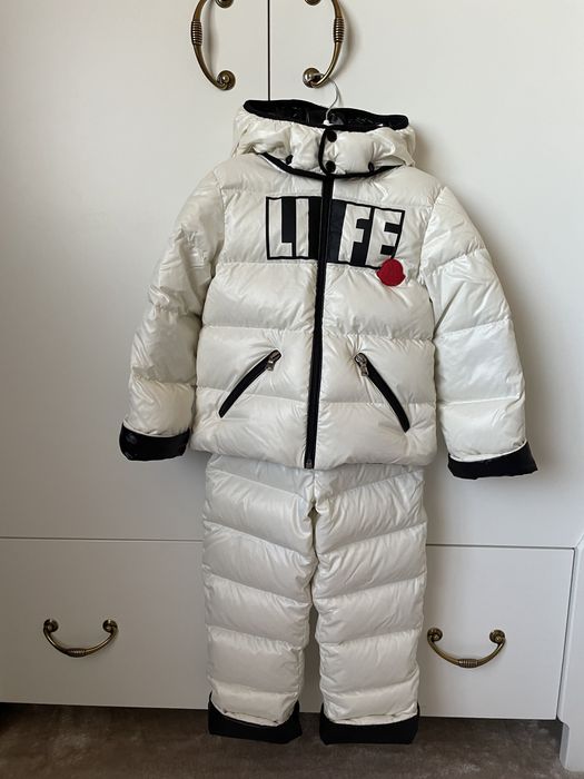 Яке с долнище