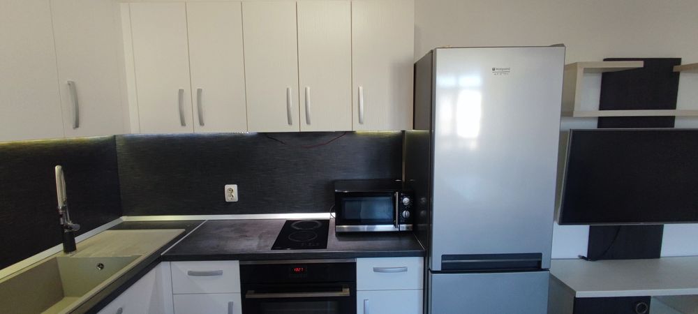 Дава се под наем Двустаен апартамент в Варна, Младост 2 - 50 кв.м за 510 € - Снимка #1