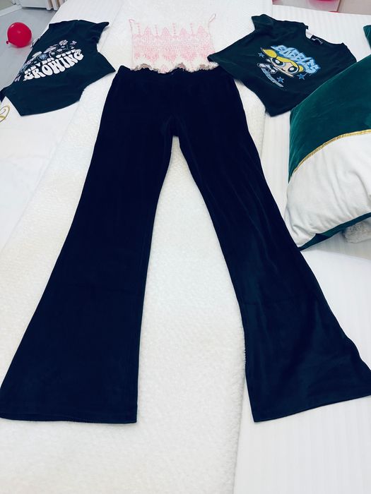 Compleu fete: pantaloni negri evazați Teranova 165 cm +3 tricouri
