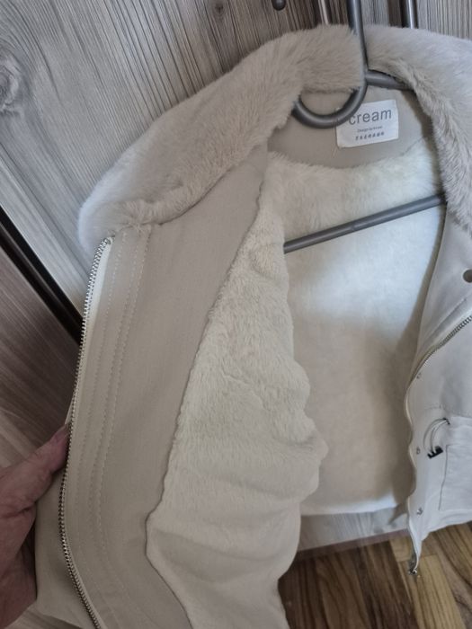 Продам детское пальто 12,13 лет