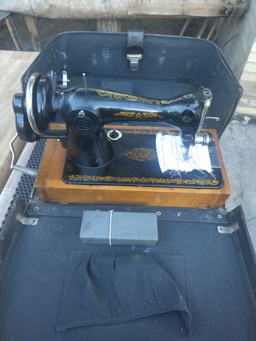 Советская Швейная машина