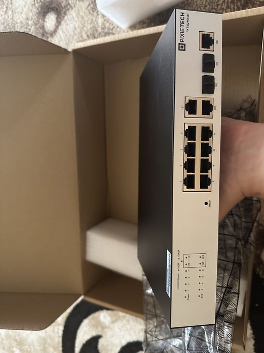 Управляемый коммутатор Pixietech PXT-S2755-8T