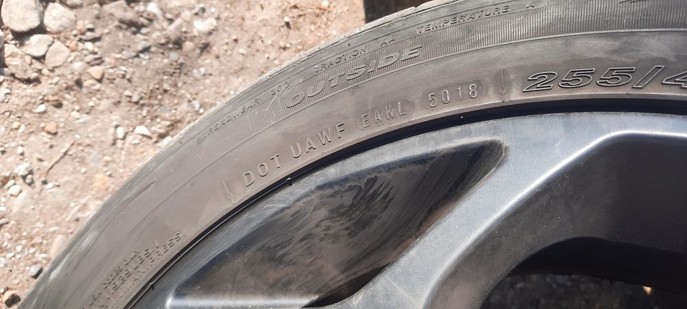 Mercedes w221 - 255 / 45 / 18 джанти / гуми