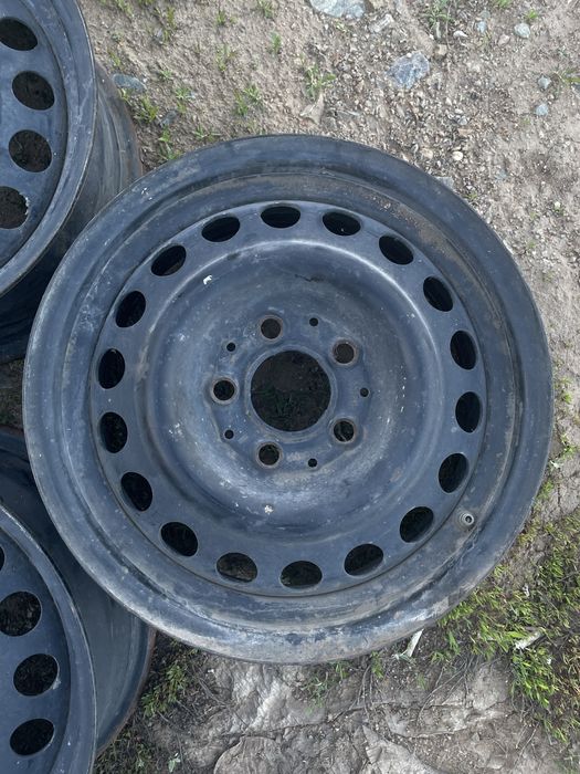 Продам штампы, 15 размер, на мерседес