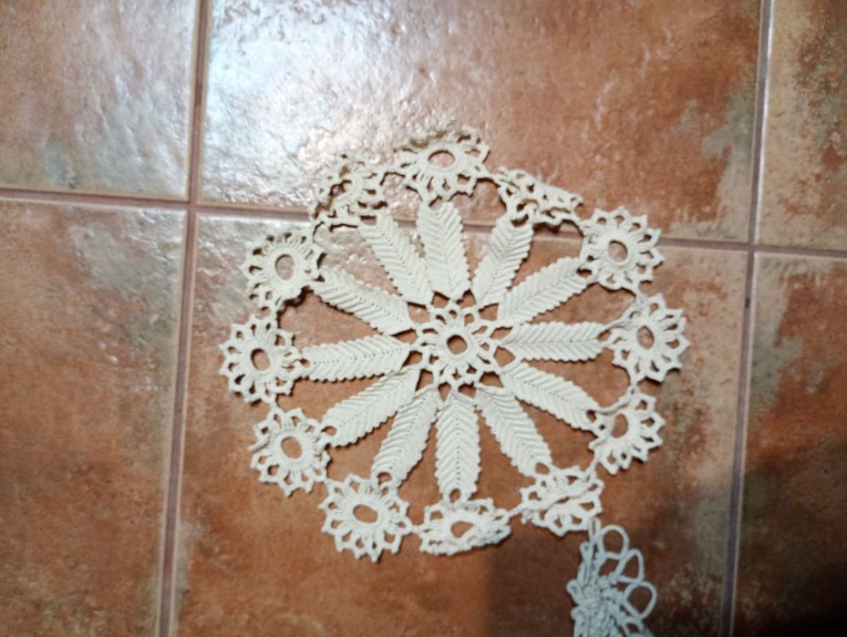 Vând fețe de masă milieuri macrame