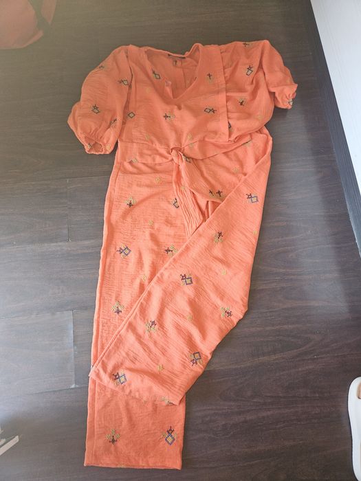 Дамски рокли ежегодно